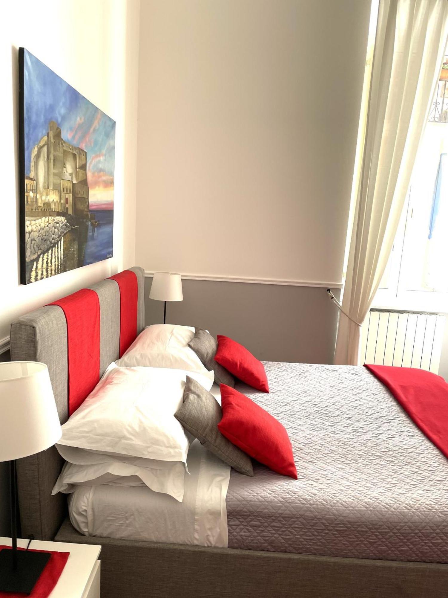 Residenza Chiaia Bed and Breakfast Napoli Esterno foto