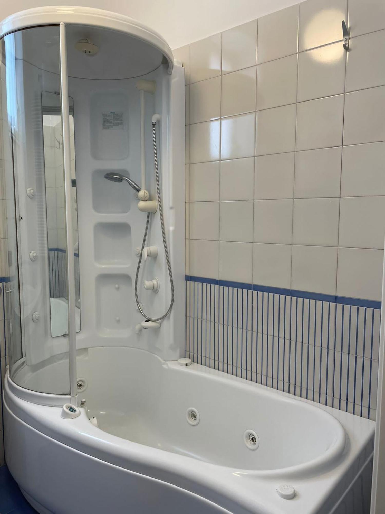 Residenza Chiaia Bed and Breakfast Napoli Esterno foto